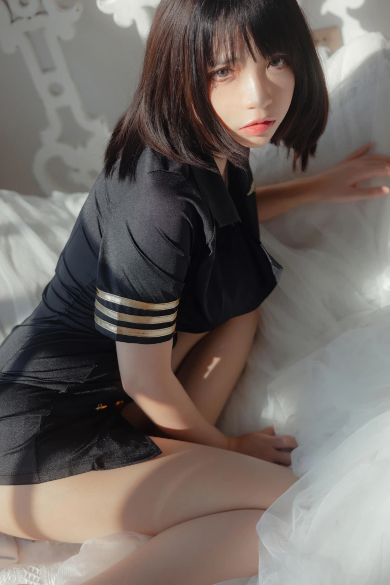 《黑色制服》｜疯猫ss · 40张写真