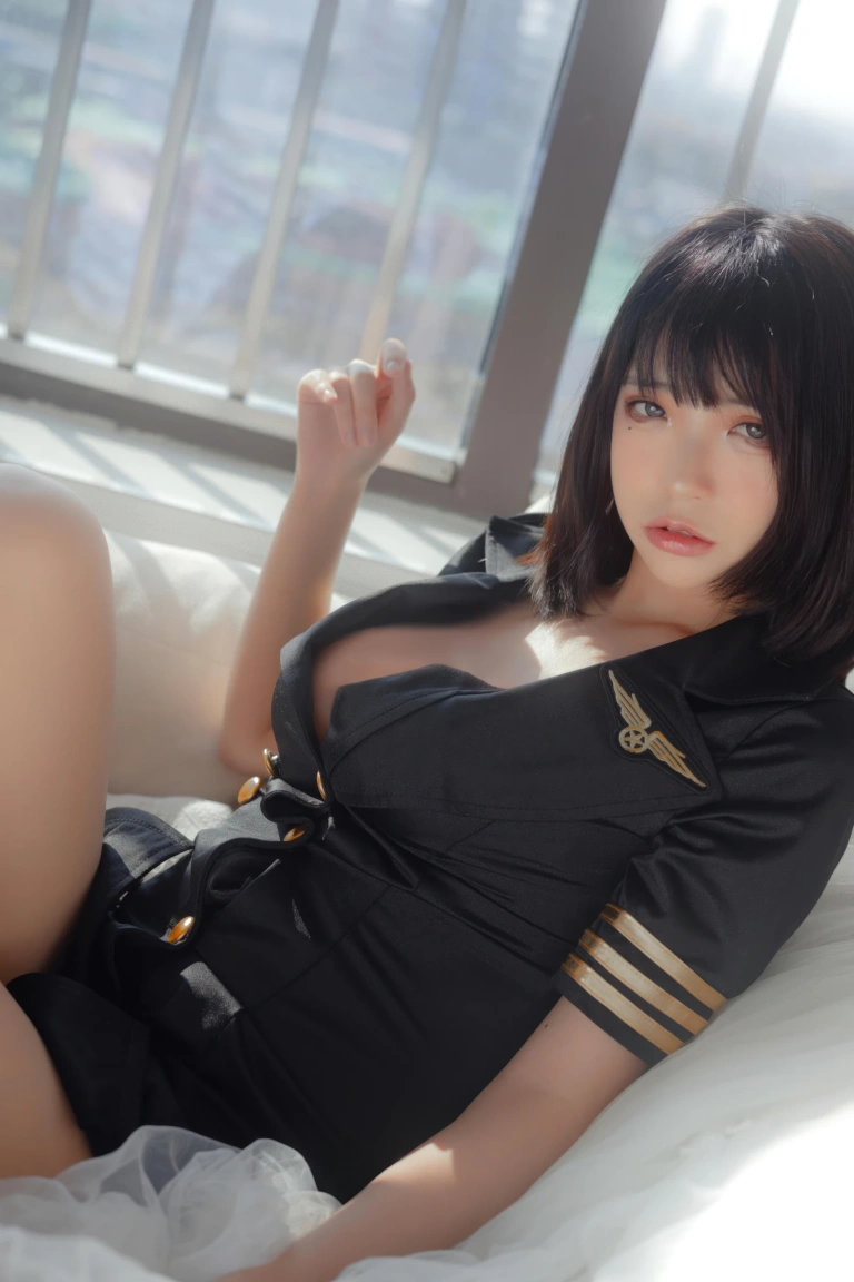 《黑色制服》｜疯猫ss · 40张写真
