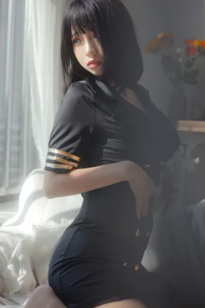 《黑色制服》｜疯猫ss · 40张写真