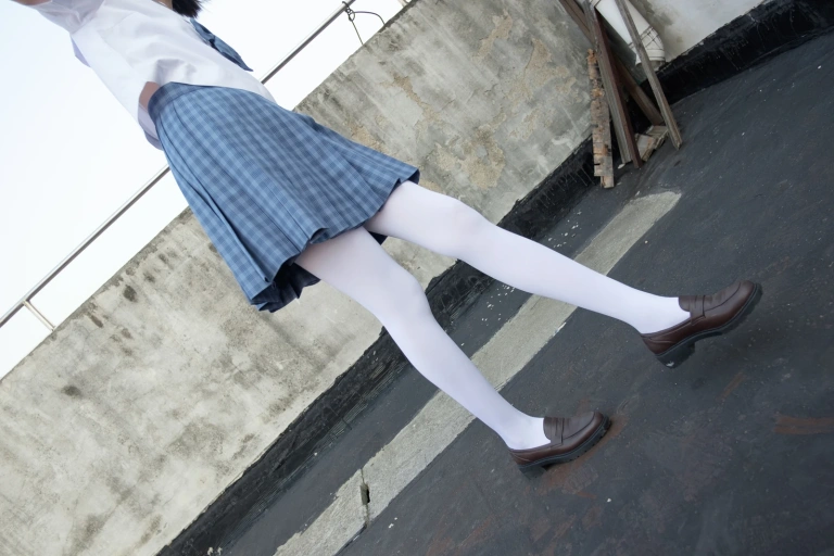 《SSR-001》｜森萝财团 · 74张写真