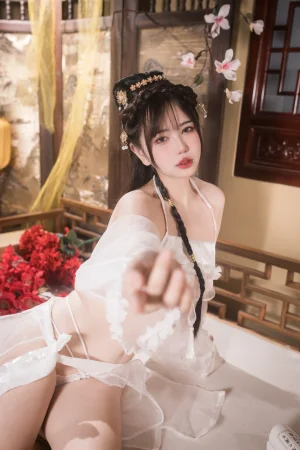 《倩女幽魂之小倩归来》｜Tina很妖孽呀 · 47张写真、2 个视频