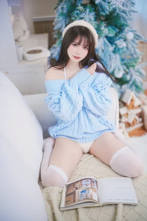 《蓝色秋冬毛衣》｜Tina很妖孽呀 · 28张写真