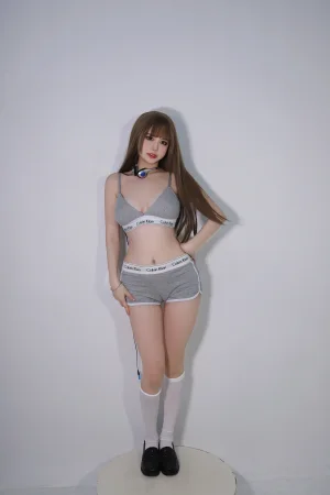 《耳机妹妹》｜Tina很妖孽呀 · 32张写真、1 个视频