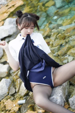 《小溪体操服死库水JK》｜Tina很妖孽呀 · 56张写真