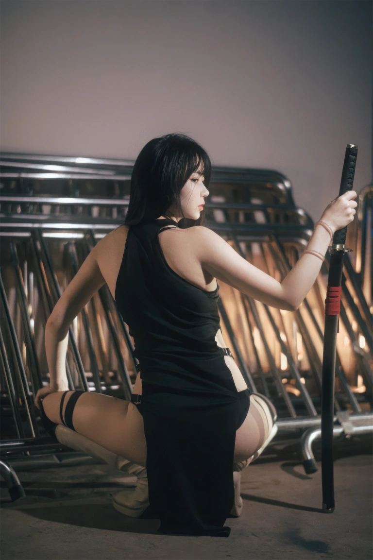 《战斗服旗袍》｜Tina很妖孽呀 · 32张写真
