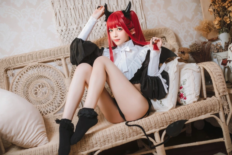 《更衣人偶 利兹魅魔》｜Tomoyo酱 · 23张写真