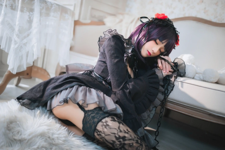 《更衣人偶 黑江雫》｜Tomoyo酱 · 37张写真