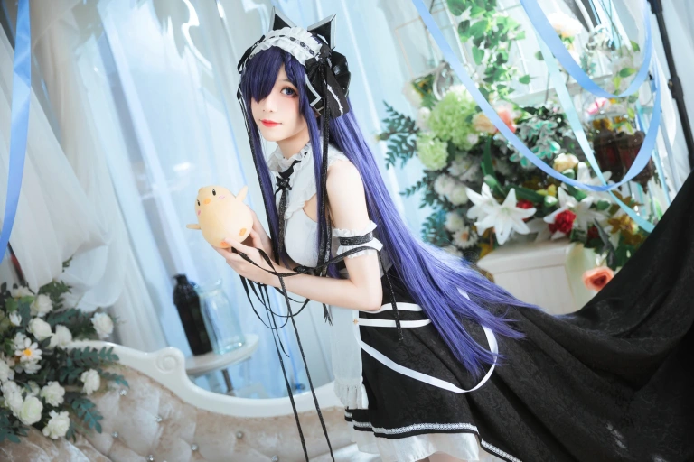 《碧蓝 奥古斯特女仆》｜Tomoyo酱 · 27张写真