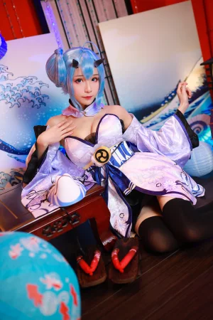 《碧蓝 柏》｜Tomoyo酱 · 18张写真