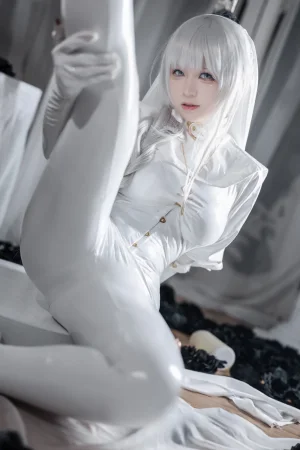《纯白修女》｜樱落酱w · 45张写真