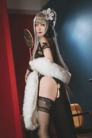 《路易九世旗袍》｜封疆疆v · 35张写真