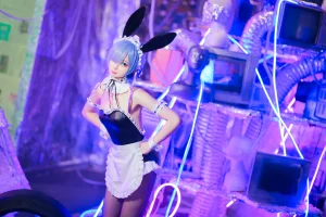 《蕾姆兔女郎》｜封疆疆v · 18张写真
