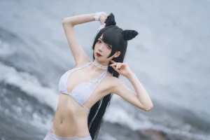 《爱宕泳装》｜封疆疆v · 14张写真