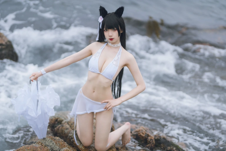 《爱宕泳装》｜封疆疆v · 14张写真
