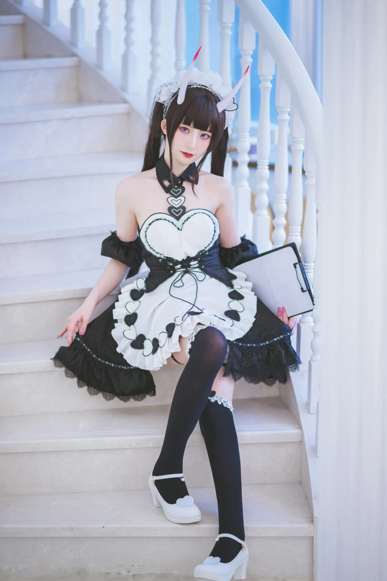 《能代女仆》｜封疆疆v · 36张写真