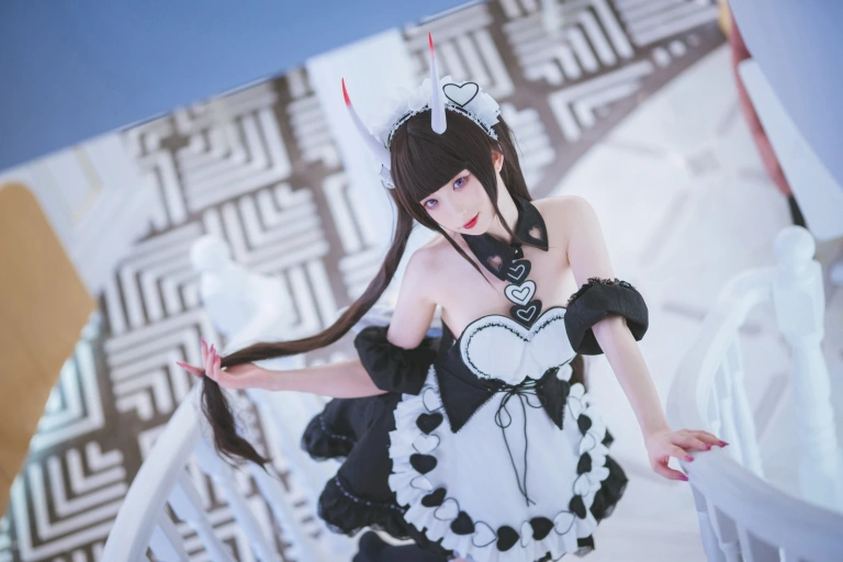 《能代女仆》｜封疆疆v · 36张写真