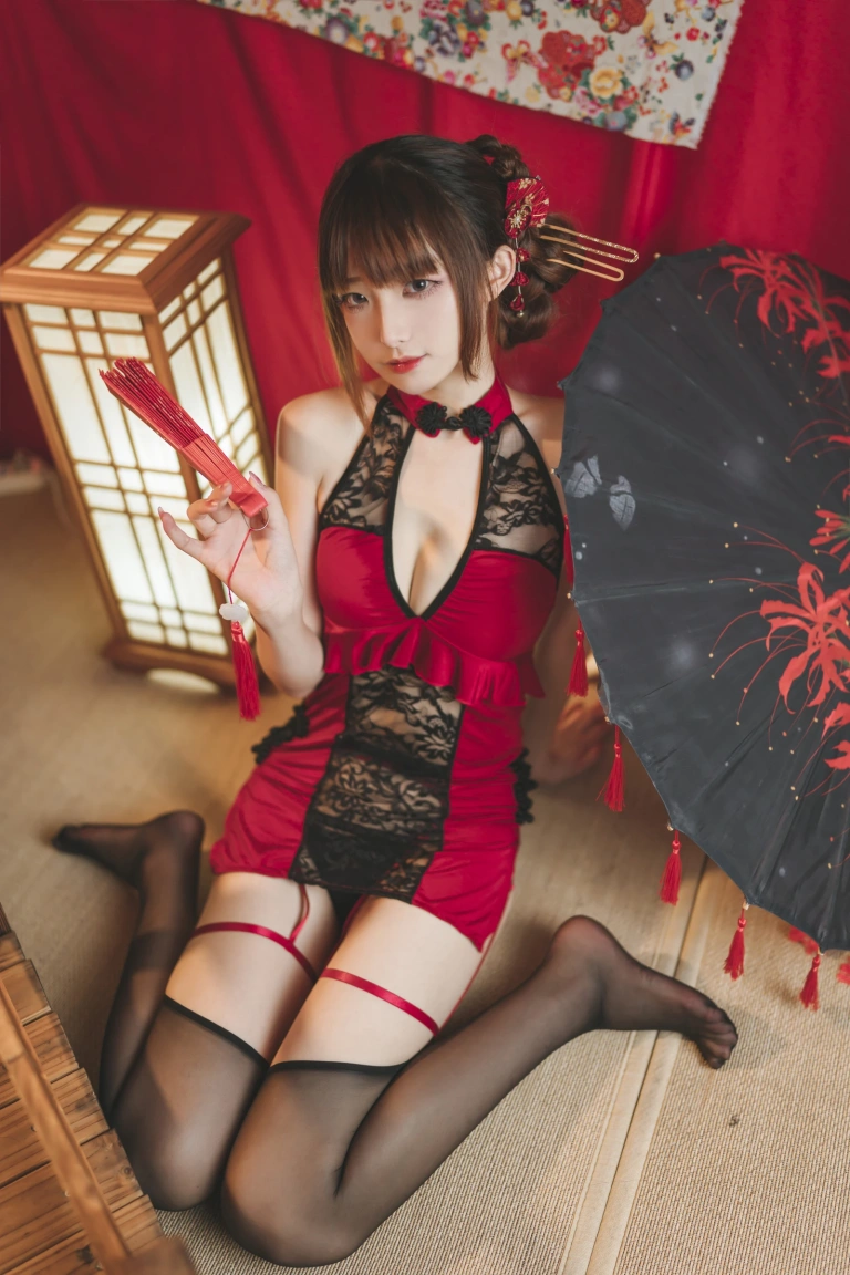 《韶华旗袍》｜封疆疆v · 37张写真