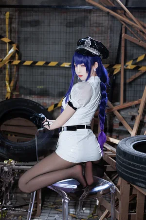 《雷电将军女警》｜封疆疆v · 38张写真