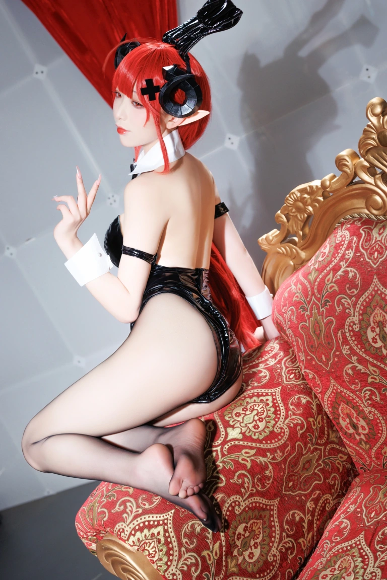 《兴登堡兔女郎》｜封疆疆v · 60张写真