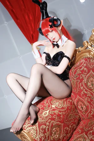 《兴登堡兔女郎》｜封疆疆v · 60张写真