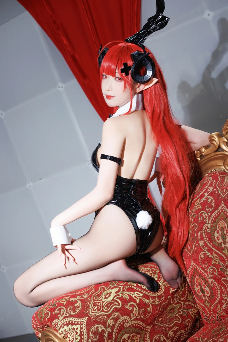 《兴登堡兔女郎》｜封疆疆v · 60张写真