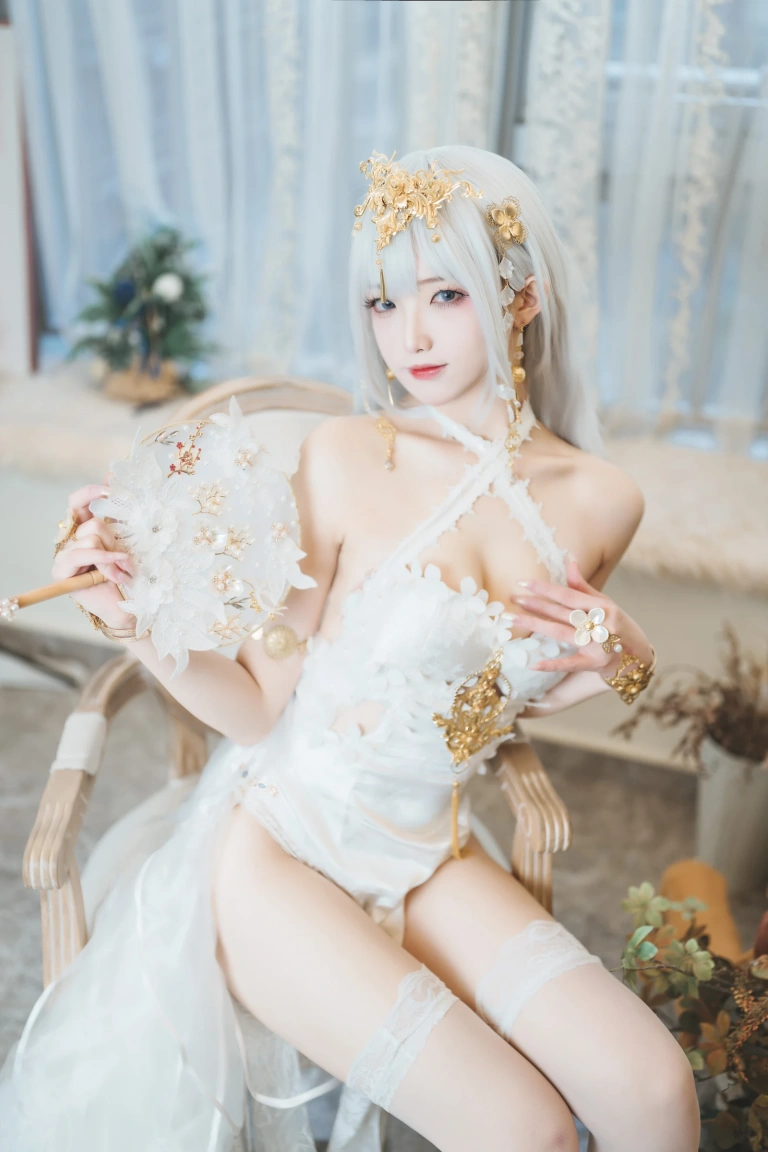 《埃姆登》｜封疆疆v · 33张写真
