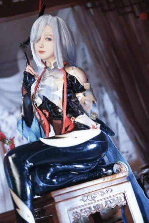 《原神 申鹤》｜封疆疆v · 31张写真