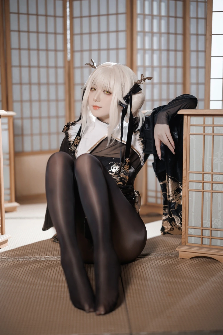 《NIKKE 白兔布兰儿 和服》｜封疆疆v · 40张写真