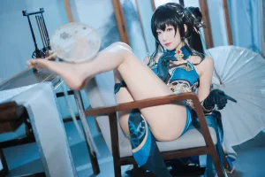 《阮梅》｜封疆疆v · 32张写真