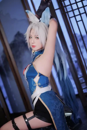 《飞云美足》｜封疆疆v · 36张写真