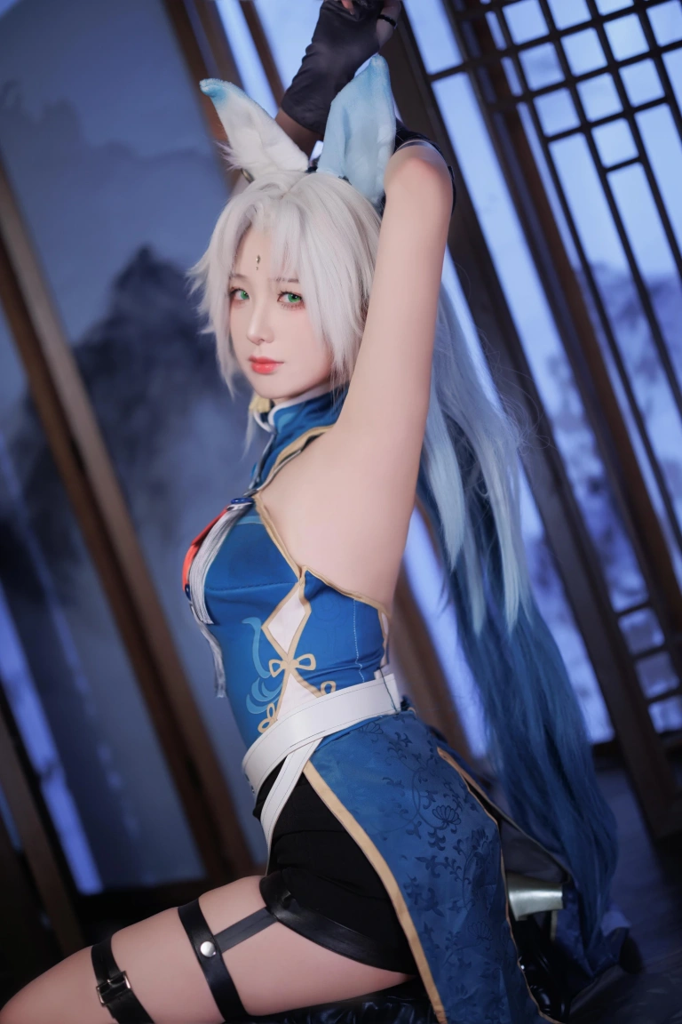 《飞云美足》｜封疆疆v · 36张写真