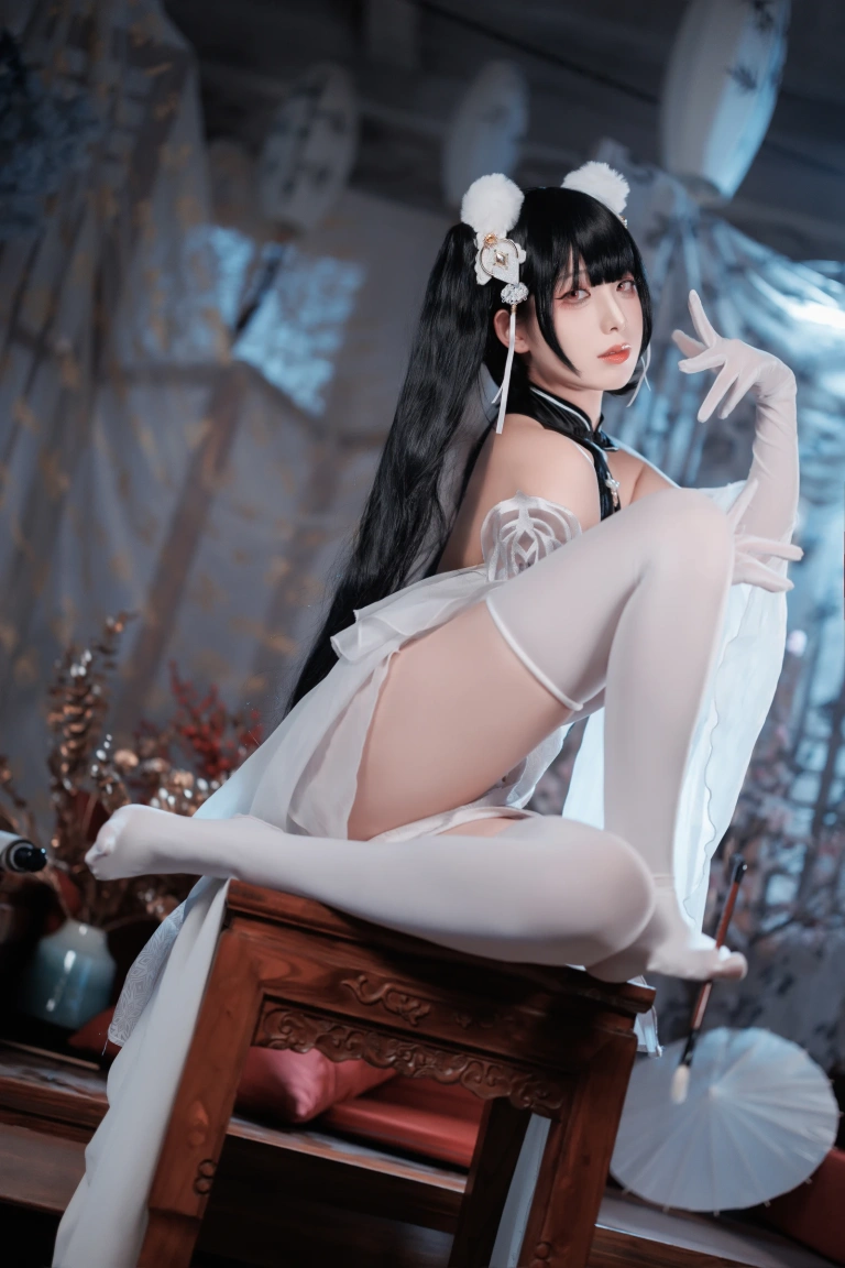 《彼得·史特拉塞》｜封疆疆v · 40张写真