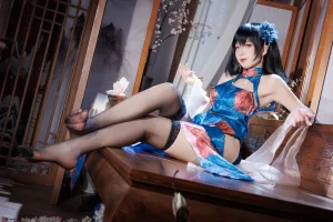 《建武旗袍》｜封疆疆v · 36张写真