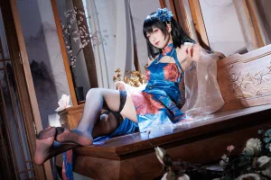 《建武旗袍》｜封疆疆v · 36张写真