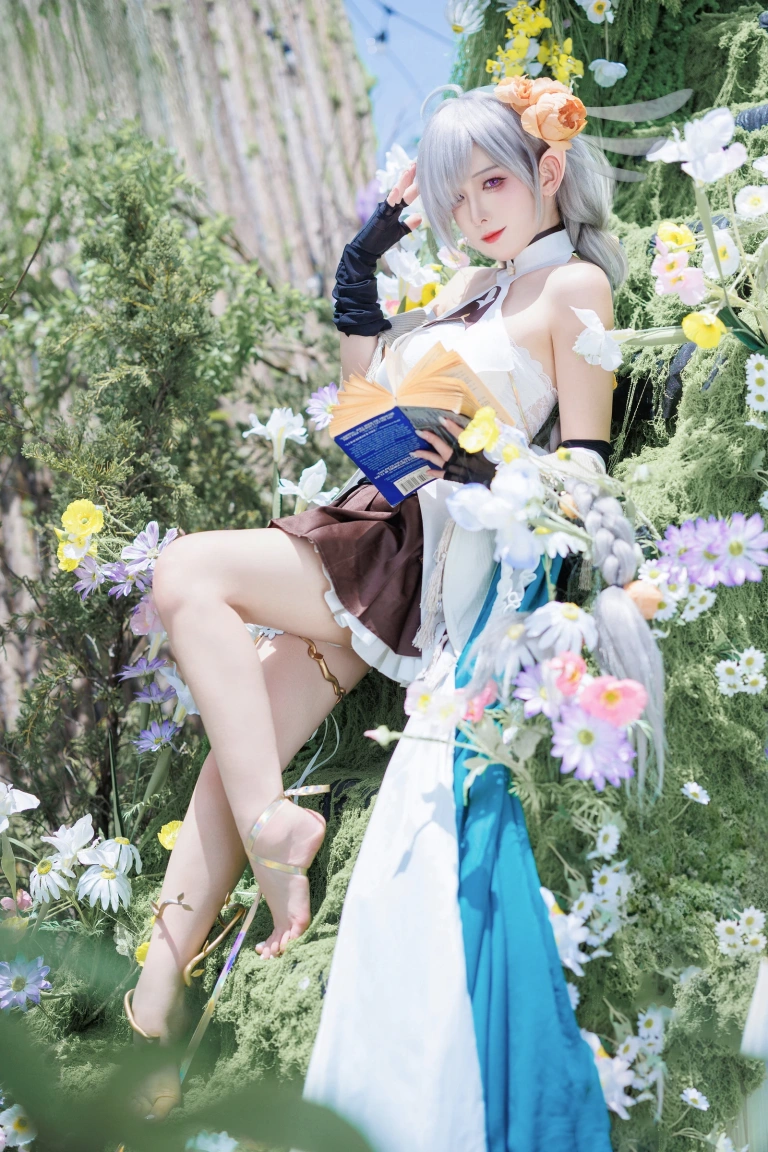 《埃佛森》｜封疆疆v · 12张写真