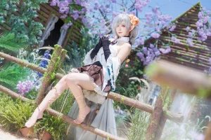 《埃佛森》｜封疆疆v · 12张写真
