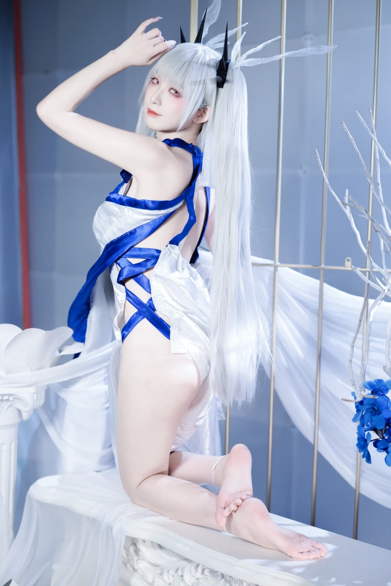 《碧蓝航线 可畏礼服》｜封疆疆v · 32张写真