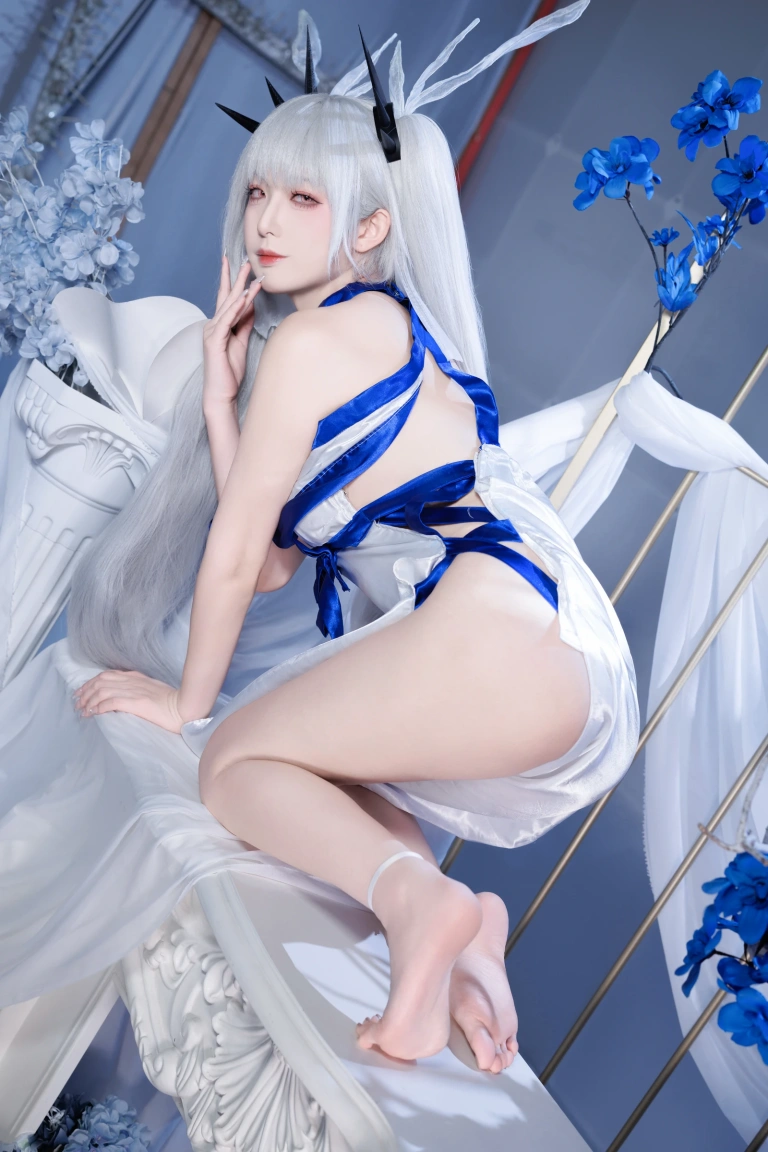 《碧蓝航线 可畏礼服》｜封疆疆v · 32张写真