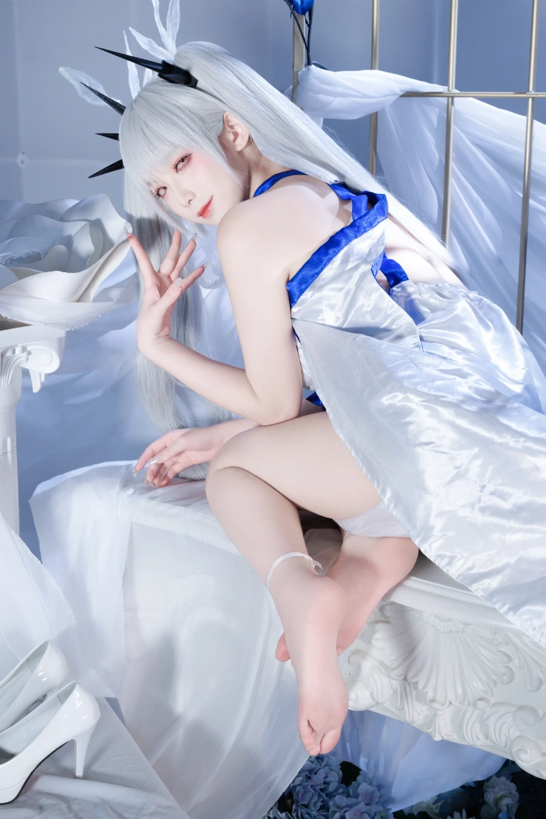 《碧蓝航线 可畏礼服》｜封疆疆v · 32张写真
