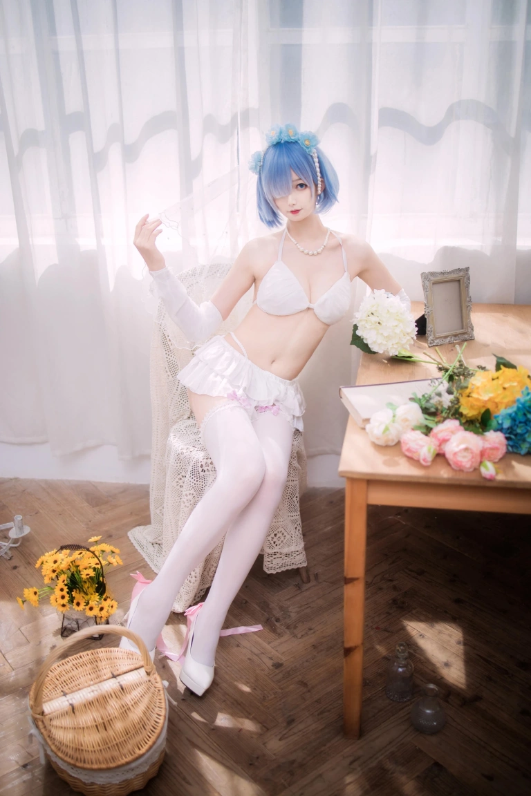 《蕾姆花嫁》｜封疆疆v · 26张写真