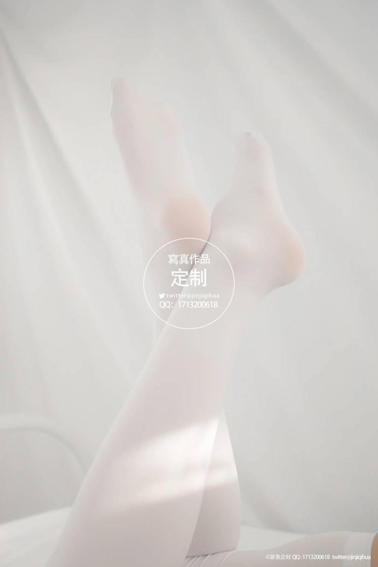 《VOL.005》｜紧急企划 · 68张写真、1 个视频