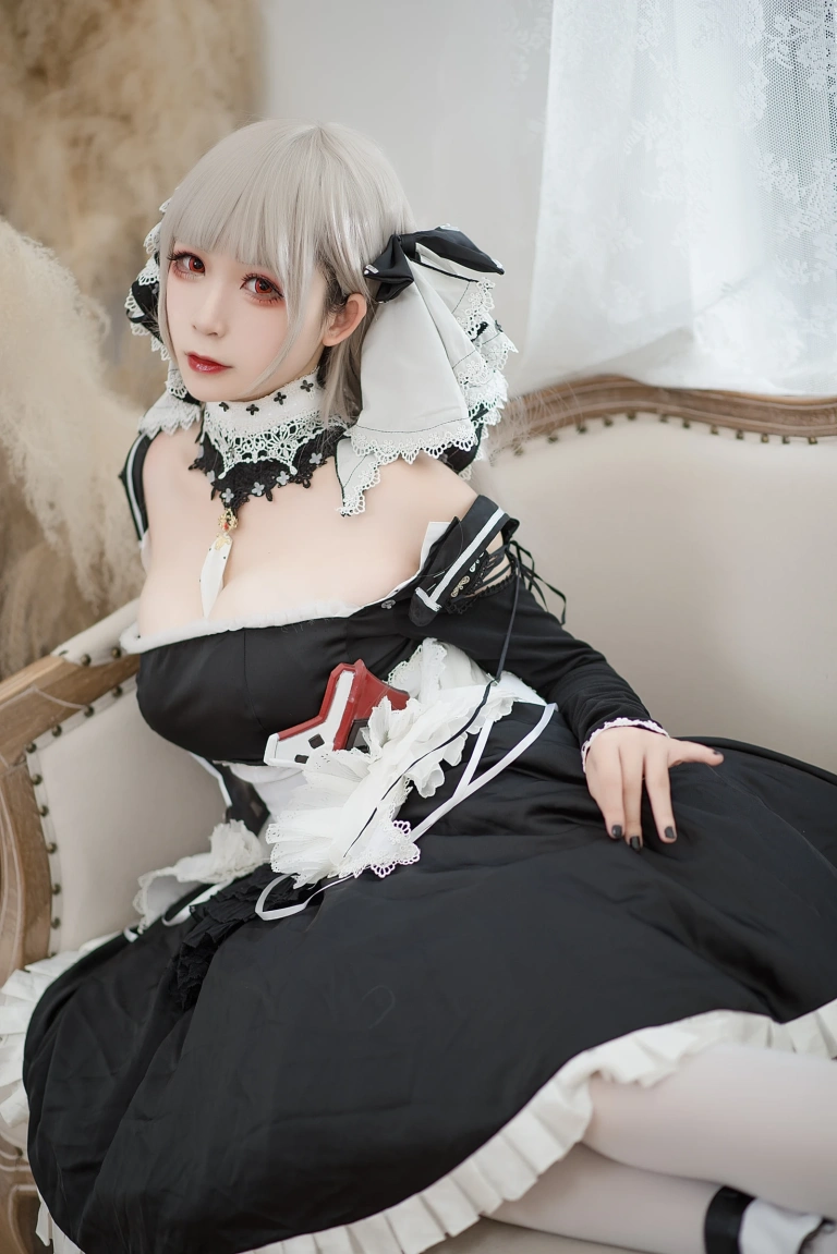 《可畏》｜樱落酱w · 14张写真