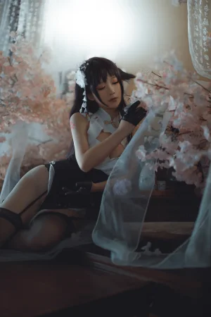 《吾妻旗袍》｜樱落酱w · 20张写真