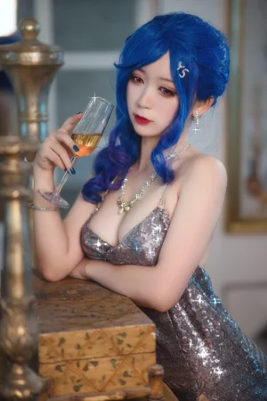 《圣路易斯礼服》｜樱落酱w · 24张写真