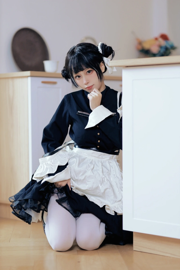 《女仆日记Ⅲ》｜洛桑w伊梓 · 28张写真