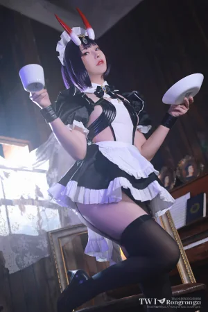 《酒吞童子女仆》｜小容仔咕咕咕w · 46张写真、1 个视频