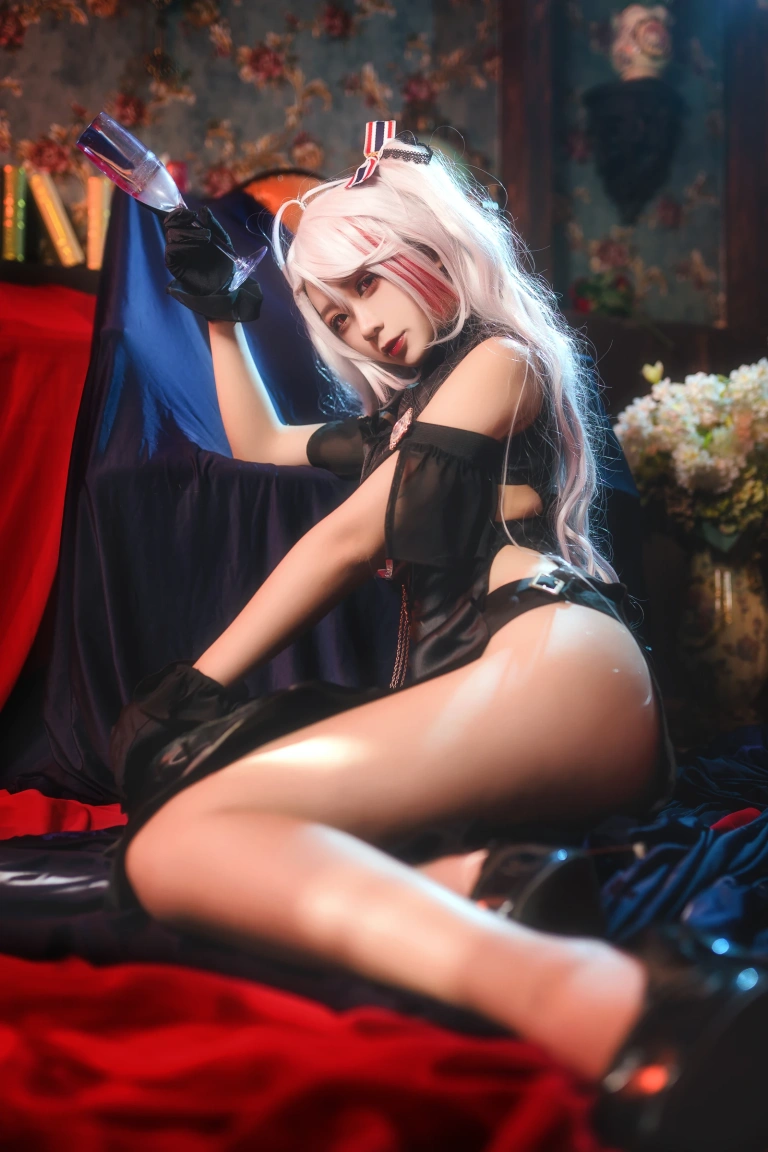 《欧根礼服》｜樱落酱w · 12张写真