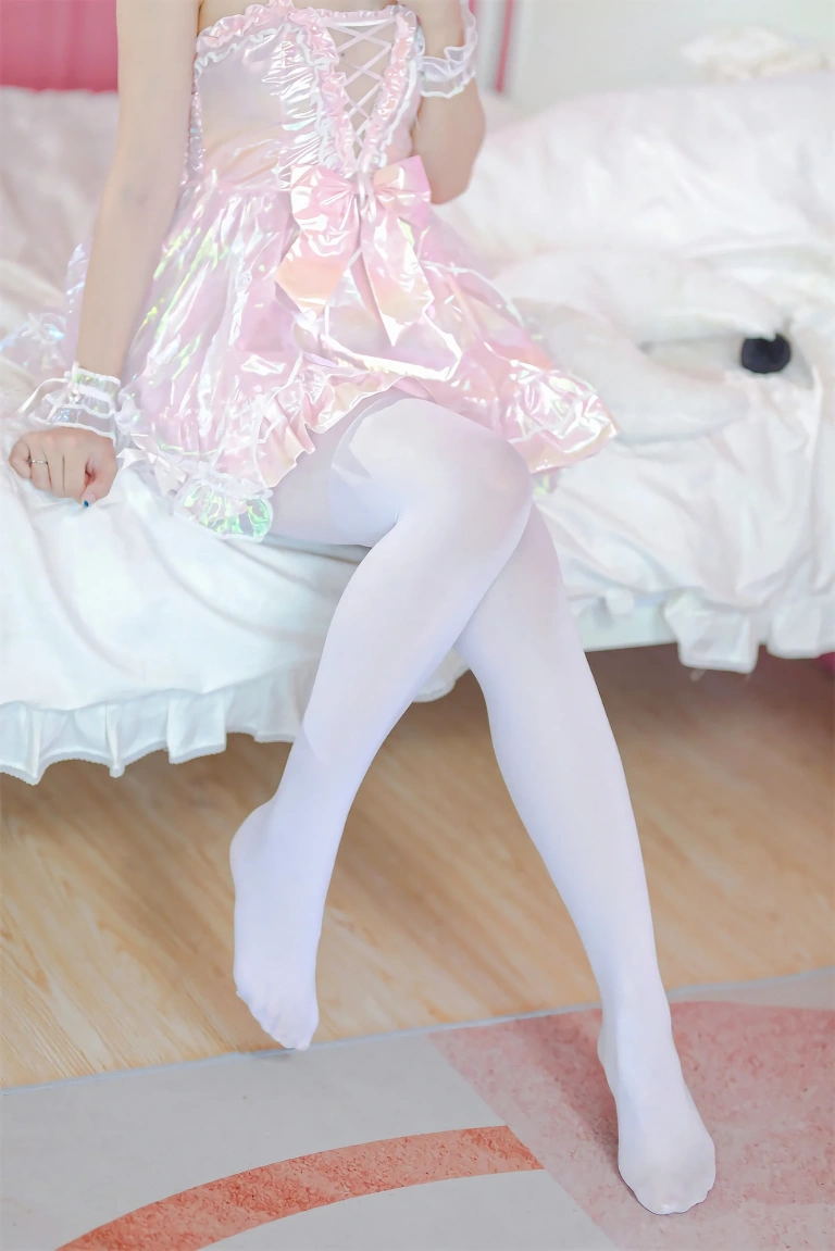 《雪糕》｜洛桑w伊梓 · 32张写真