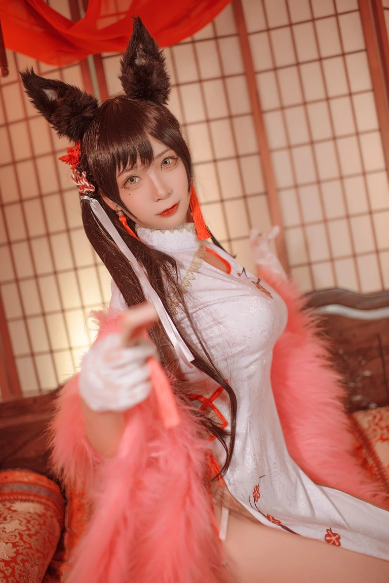 《爱宕新春旗袍》｜樱落酱w · 16张写真