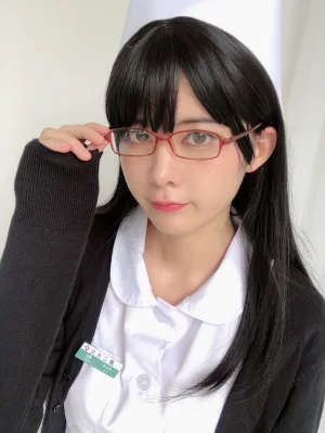 《黑护士》｜眼酱大魔王w · 20张写真